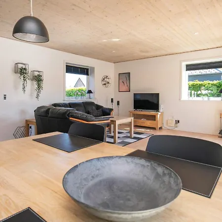 4 Person In بيت للعطل *