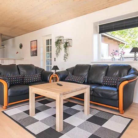 Ferienhaus 4 Person In Oksbøl